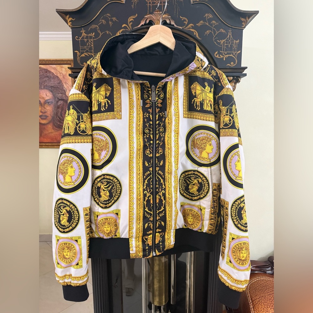 Versace Limited Edition Gold and Black Printed Nylon Italy Bomber Jacket XL 52